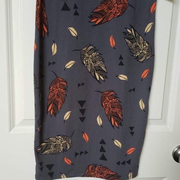 Dress - Picture 3 of 4